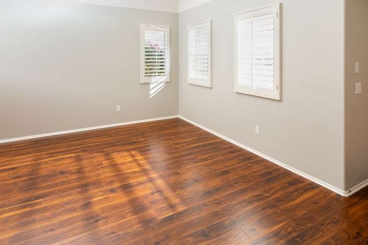 Laminate Floors To Shine, How To Stop Laminate Flooring Being So Slippery